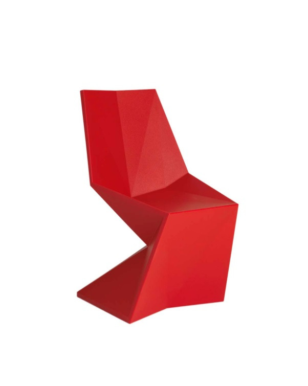 Chaise Vertex en polyéthylène au design contemporain par Karim Rashid x Vondom Chaise Vertex en polyéthylène au design contemporain par Karim Rashid x Vondom