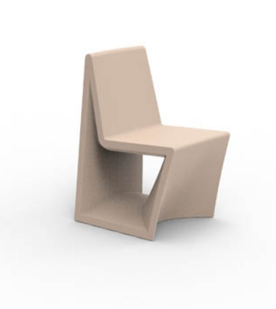 Chaise Rest en polyéthylène au design contemporain par A-cero x Vondom Chaise Rest en polyéthylène au design contemporain par A-cero x Vondom