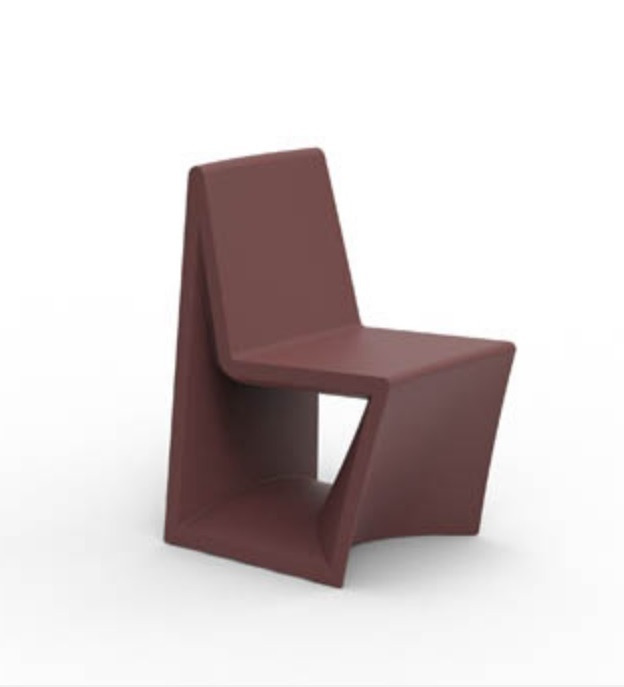 Chaise Rest en polyéthylène au design contemporain par A-cero x Vondom Chaise Rest en polyéthylène au design contemporain par A-cero x Vondom