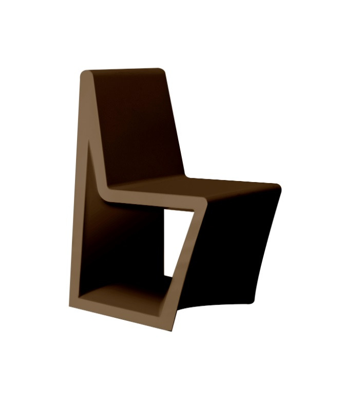 Chaise Rest en polyéthylène au design contemporain par A-cero x Vondom Chaise Rest en polyéthylène au design contemporain par A-cero x Vondom