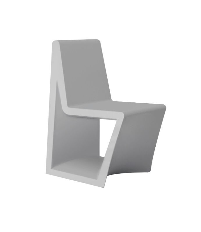Chaise Rest en polyéthylène au design contemporain par A-cero x Vondom Chaise Rest en polyéthylène au design contemporain par A-cero x Vondom