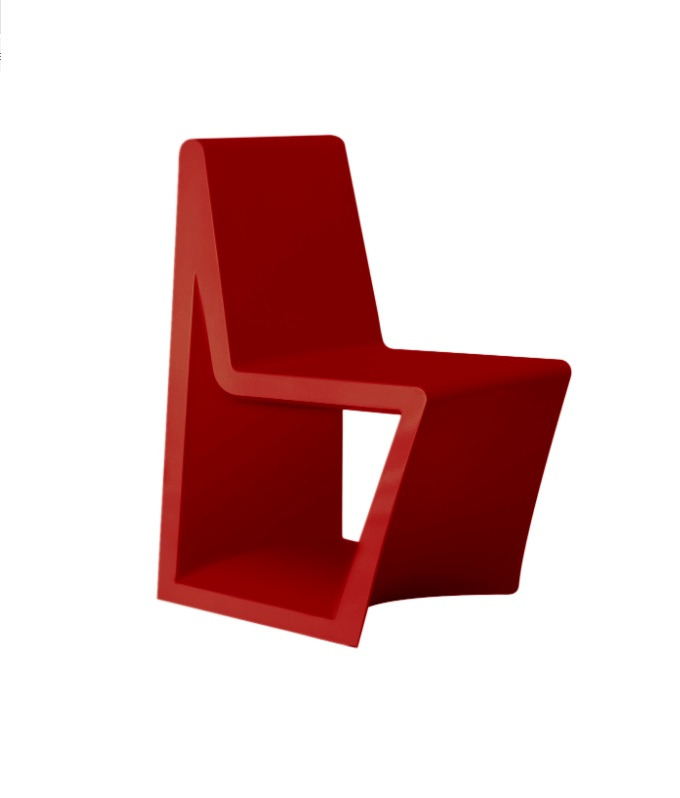Chaise Rest en polyéthylène au design contemporain par A-cero x Vondom Chaise Rest en polyéthylène au design contemporain par A-cero x Vondom