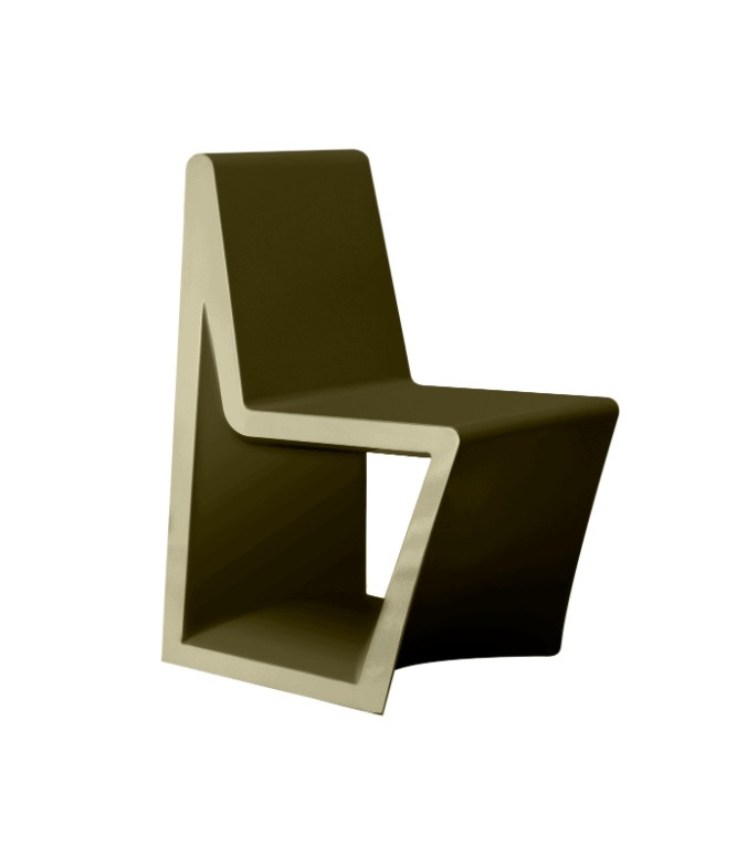 Chaise Rest en polyéthylène au design contemporain par A-cero x Vondom Chaise Rest en polyéthylène au design contemporain par A-cero x Vondom