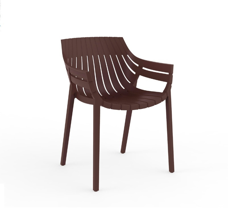 Fauteuil Spritz en polypropylène au design contemporain par Archirivolto Design x Vondom Fauteuil Spritz en polypropylène au design contemporain par Archirivolto Design x Vondom