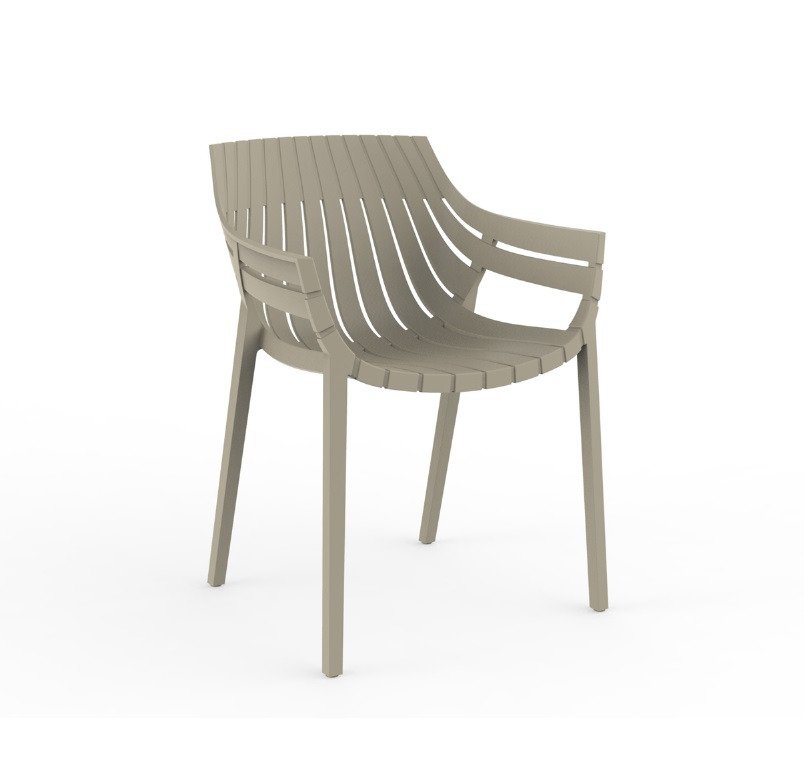 Fauteuil Spritz en polypropylène au design contemporain par Archirivolto Design x Vondom Fauteuil Spritz en polypropylène au design contemporain par Archirivolto Design x Vondom