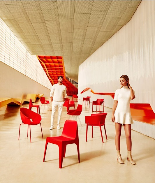 Fauteuil Vases en polypropylène au design contemporain par JM Ferrero x Vondom Fauteuil Vases en polypropylène au design contemporain par JM Ferrero x Vondom
