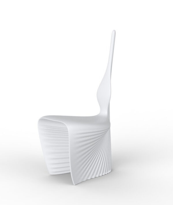 Chaise Biophilia en polyéthylène au design contemporain par Ross Lovegrove x Vondom