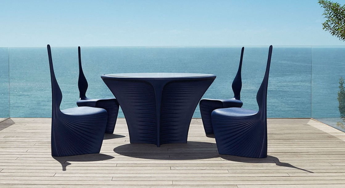 Chaise Biophilia en polyéthylène au design contemporain par Ross Lovegrove x Vondom Chaise Biophilia en polyéthylène au design contemporain par Ross Lovegrove x Vondom