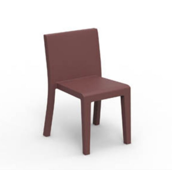 Chaise Jut en résine de polyéthylène au design contemporain par Studio Vondom x Vondom