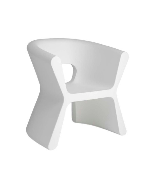 Chaise à accoudoirs Pal en polyéthylène au design contemporain par Karim Rashid x Vondom