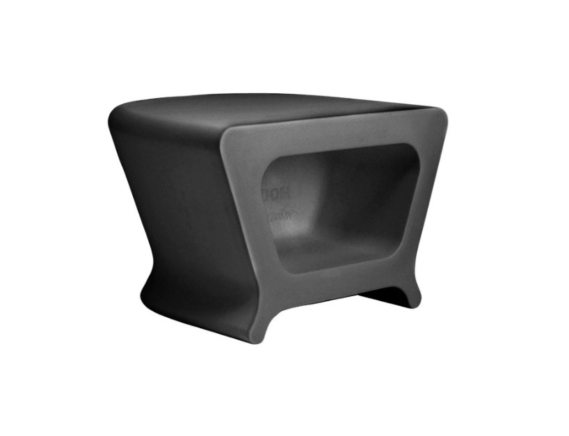 Tabouret table Pal en polypropylène au design contemporain par Karim Rashid x Vondom Tabouret table Pal en polypropylène au design contemporain par Karim Rashid x Vondom