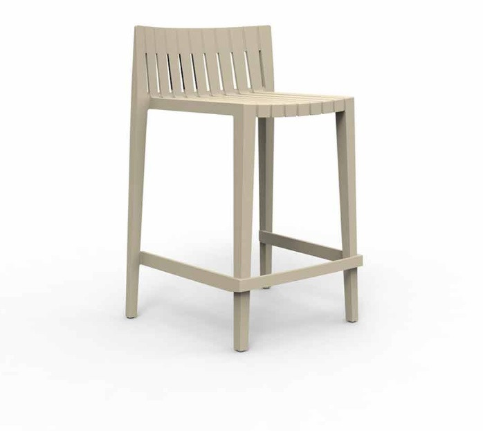 Tabouret de bar Spritz en polypropylène par Archirivolto Design x Vondom Tabouret de bar Spritz en polypropylène par Archirivolto Design x Vondom