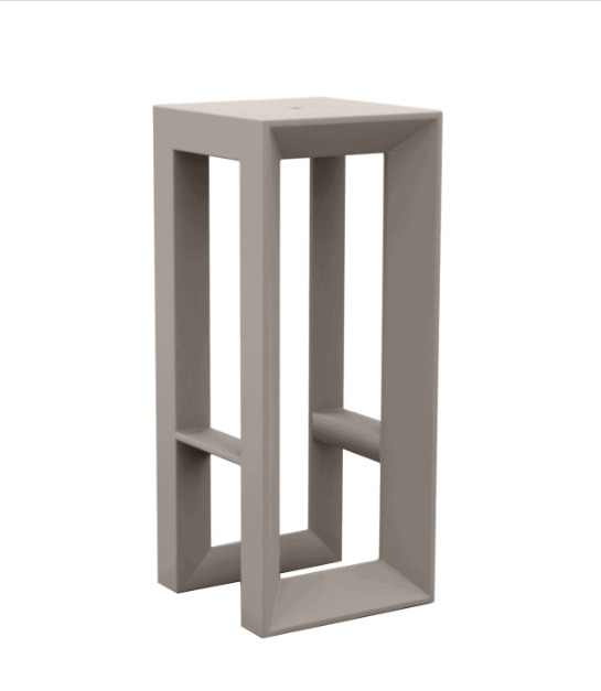 Tabouret Frame en polyéthylène par Ramón Esteve x Vondom Tabouret Frame en polyéthylène par Ramón Esteve x Vondom