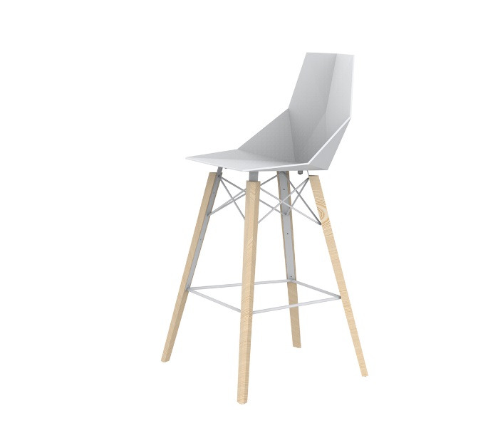 Chaise de bar Faz avec pieds en bois polypropylène au design contemporain par Ramón Esteve x Vondom