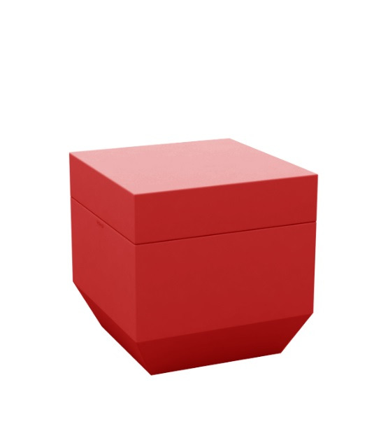 Pouf carré Vela en polyéthylène par Ramón Esteve x Vondom Pouf carré Vela en polyéthylène par Ramón Esteve x Vondom