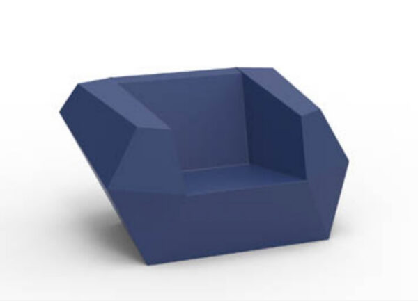 Fauteuil Faz en polyéthylène au design contemporain par Ramón Esteve x Vondom