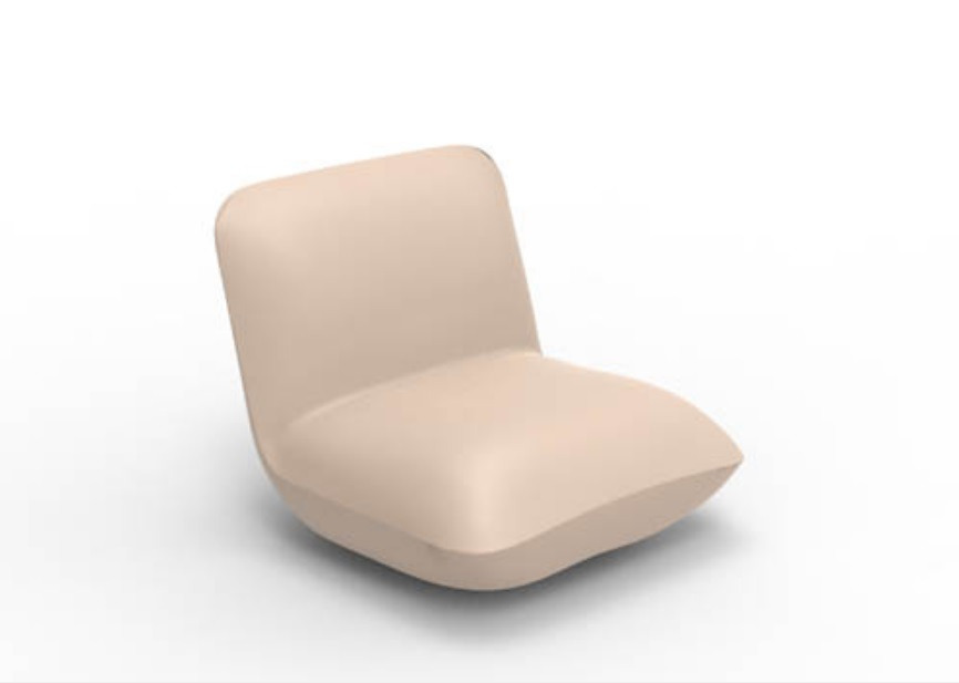 Fauteuil Pillow en polyéthylène au design contemporain par Stefano Giovannoni x Vondom Fauteuil Pillow en polyéthylène au design contemporain par Stefano Giovannoni x Vondom