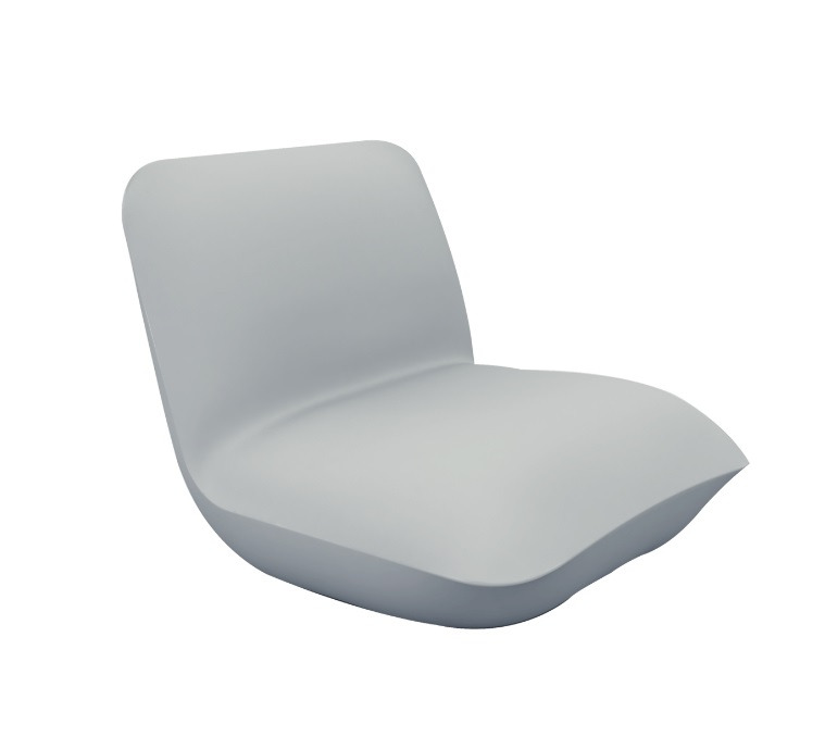 Fauteuil Pillow en polyéthylène au design contemporain par Stefano Giovannoni x Vondom Fauteuil Pillow en polyéthylène au design contemporain par Stefano Giovannoni x Vondom