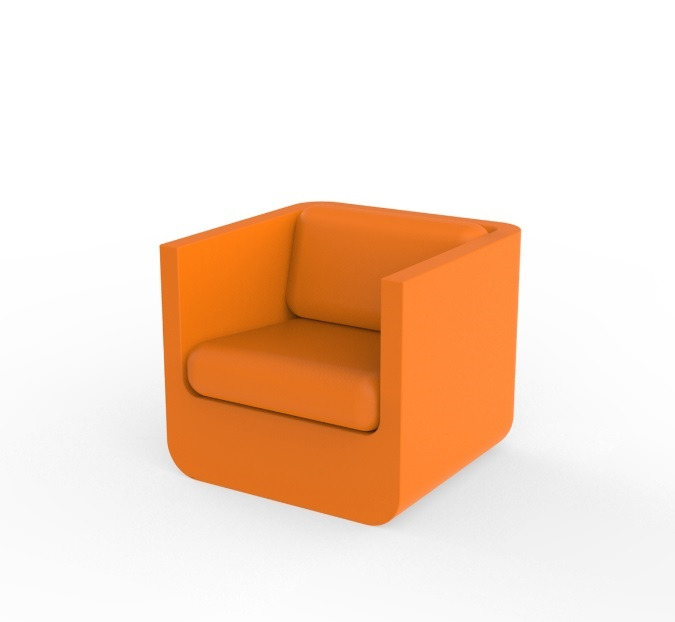 Fauteuil Ulm en polyéthylène au design contemporain par Ramón Esteve x Vondom
