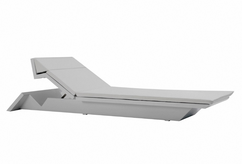 Chaise longue Rest en polyéthylène au design contemporain par A-cero x Vondom Chaise longue Rest en polyéthylène au design contemporain par A-cero x Vondom