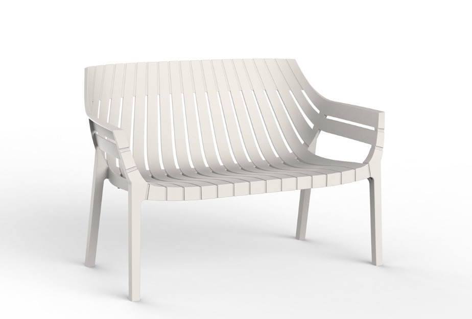 Canapé Spritz en polypropylène au design contemporain par Archirivolto Design x Vondom Canapé Spritz en polypropylène au design contemporain par Archirivolto Design x Vondom