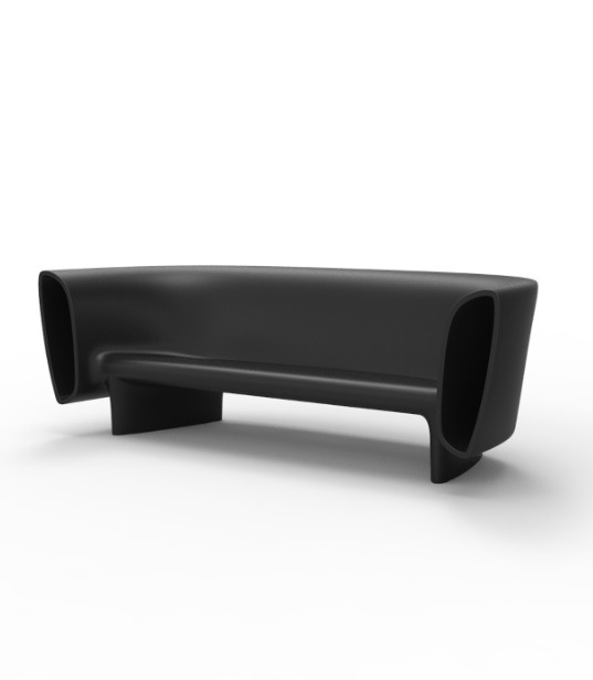 Canapé Bum-bum en polyéthylène au design contemporain par Eugeni Quitllet x Vondom Canapé Bum-bum en polyéthylène au design contemporain par Eugeni Quitllet x Vondom
