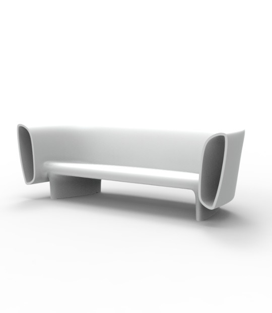 Canapé Bum-bum en polyéthylène au design contemporain par Eugeni Quitllet x Vondom Canapé Bum-bum en polyéthylène au design contemporain par Eugeni Quitllet x Vondom