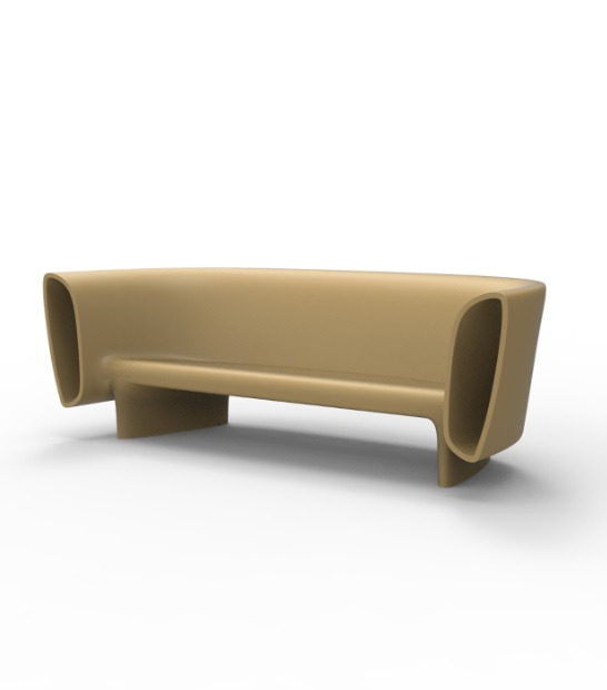 Canapé Bum-bum en polyéthylène au design contemporain par Eugeni Quitllet x Vondom Canapé Bum-bum en polyéthylène au design contemporain par Eugeni Quitllet x Vondom