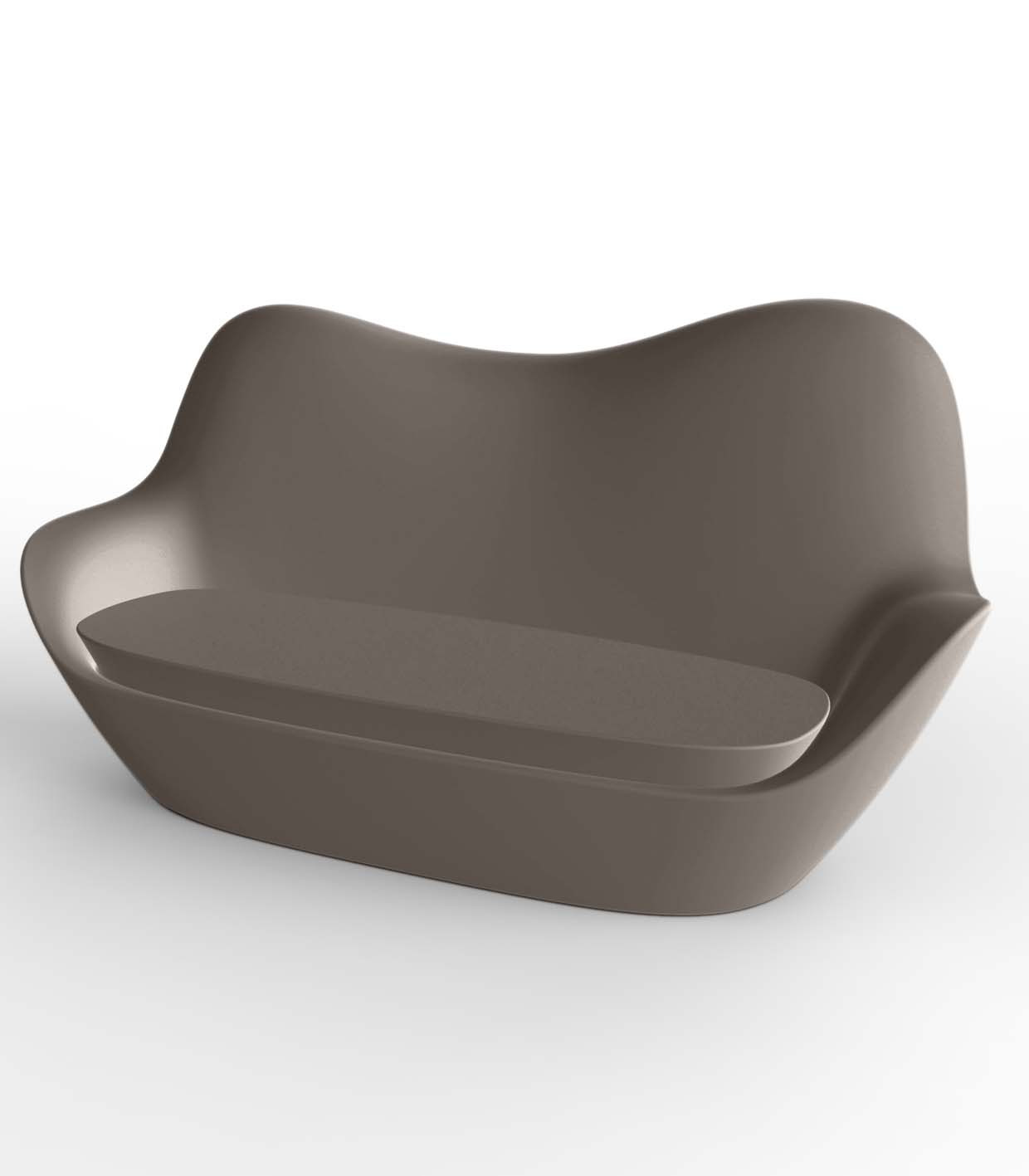 Canapé Sabinas en polyéthylène au design contemporain par Javier Mariscal x Vondom Canapé Sabinas en polyéthylène au design contemporain par Javier Mariscal x Vondom