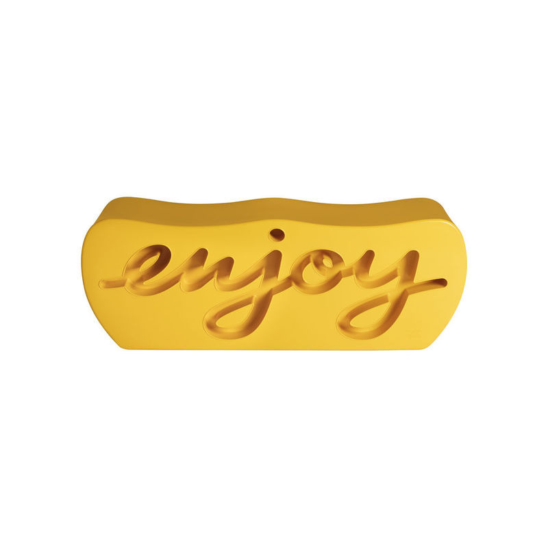 Banc Enjoy en polyéthylène par Adriana Lohmann Giò Colonna Romano x SLIDE Studio Banc Enjoy jaune _ Otoko Design
