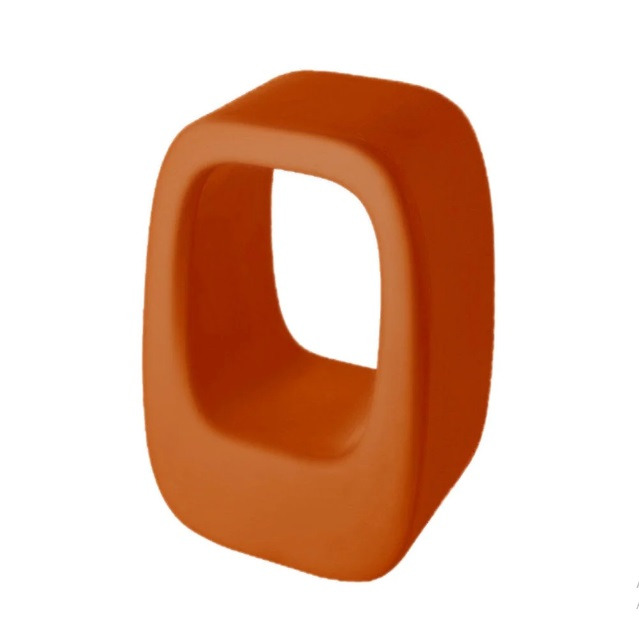 Tabouret haut Lazy Bones en polyéthylène par Barnaby Gunning x SLIDE Studio Tabouret haut Lazy Bones orange _ Otoko Design
