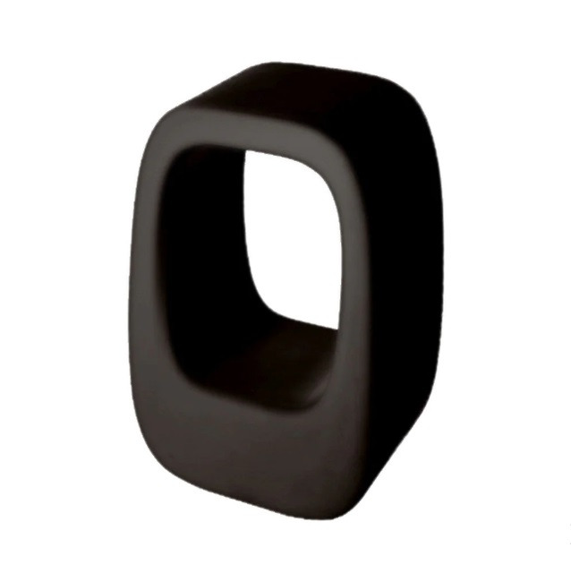Tabouret haut Lazy Bones en polyéthylène par Barnaby Gunning x SLIDE Studio Tabouret haut Lazy Bones en polyéthylène par Barnaby Gunning x SLIDE Studio