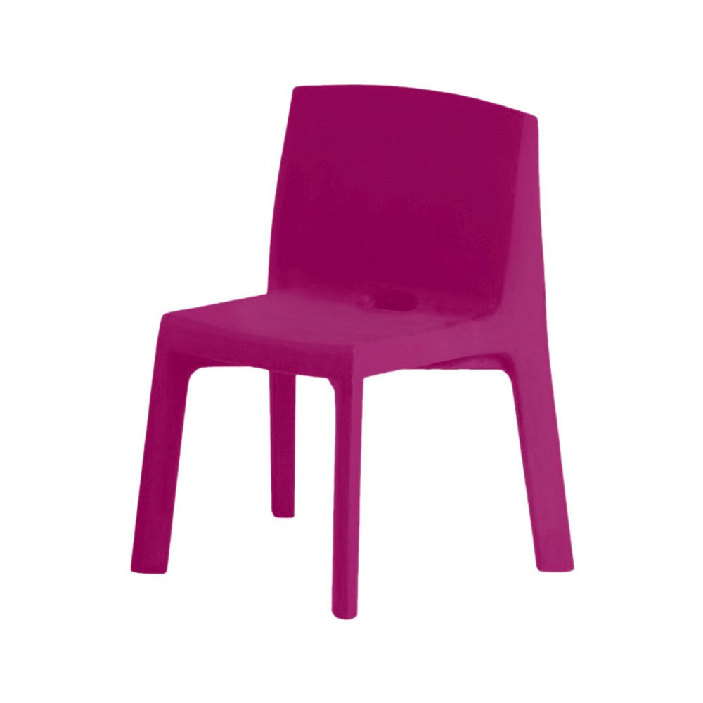 Chaise Q4 en polyéthylène par Jorge Najera x SLIDE Studio Chaise Q4 en polyéthylène par Jorge Najera x SLIDE Studio