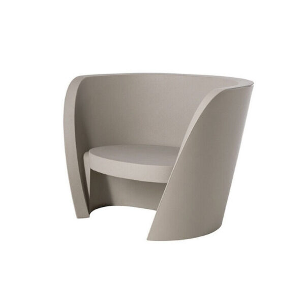 Fauteuil Rap en polyéthylène par Karim Rashid x SLIDE Studio