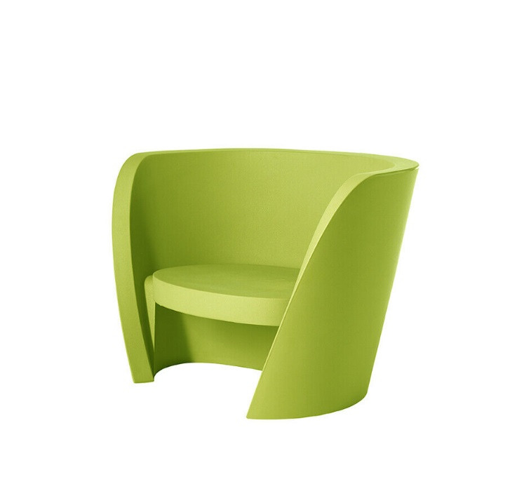 Fauteuil Rap en polyéthylène par Karim Rashid x SLIDE Studio Fauteuil Rap en polyéthylène par Karim Rashid x SLIDE Studio