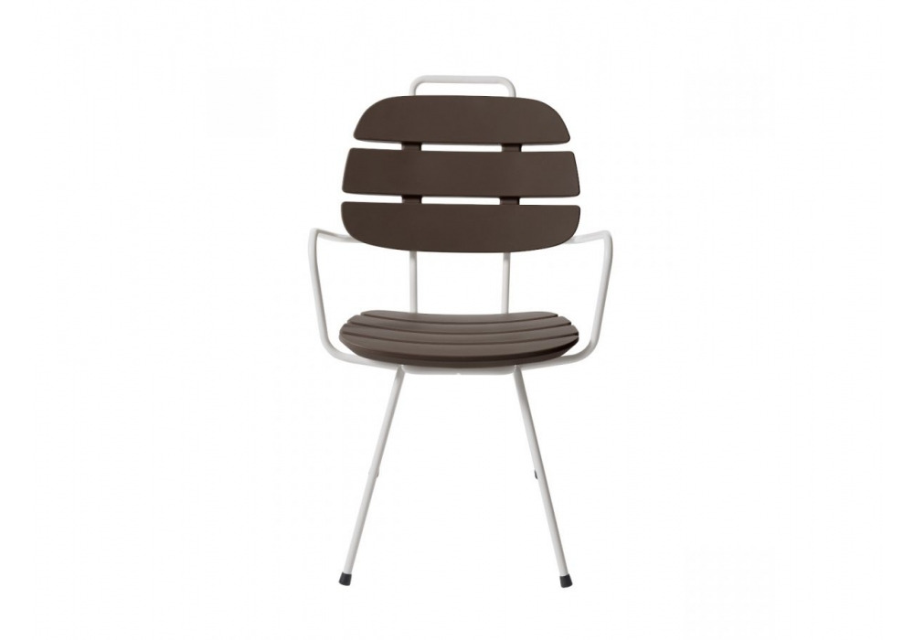 Chaise avec accoudoirs Ribs en polyéthylène par Paola Navone OTTO Studio x SLIDE Studio Chaise avec accoudoirs Ribs en polyéthylène par Paola Navone OTTO Studio x SLIDE Studio