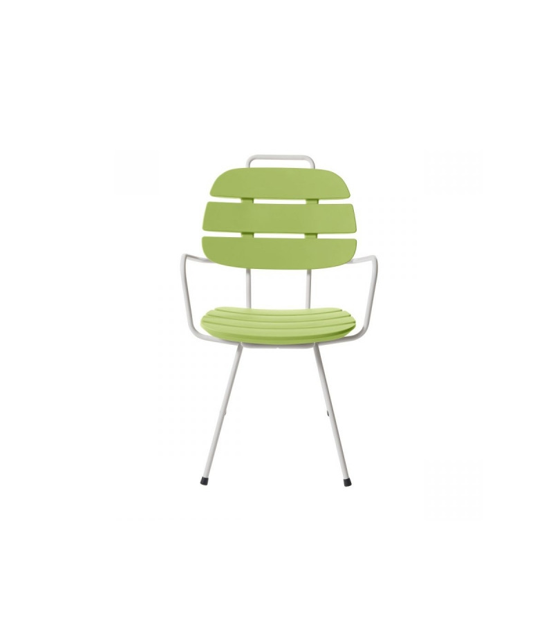 Chaise avec accoudoirs Ribs en polyéthylène par Paola Navone OTTO Studio x SLIDE Studio Chaise avec accoudoirs Ribs en polyéthylène par Paola Navone OTTO Studio x SLIDE Studio