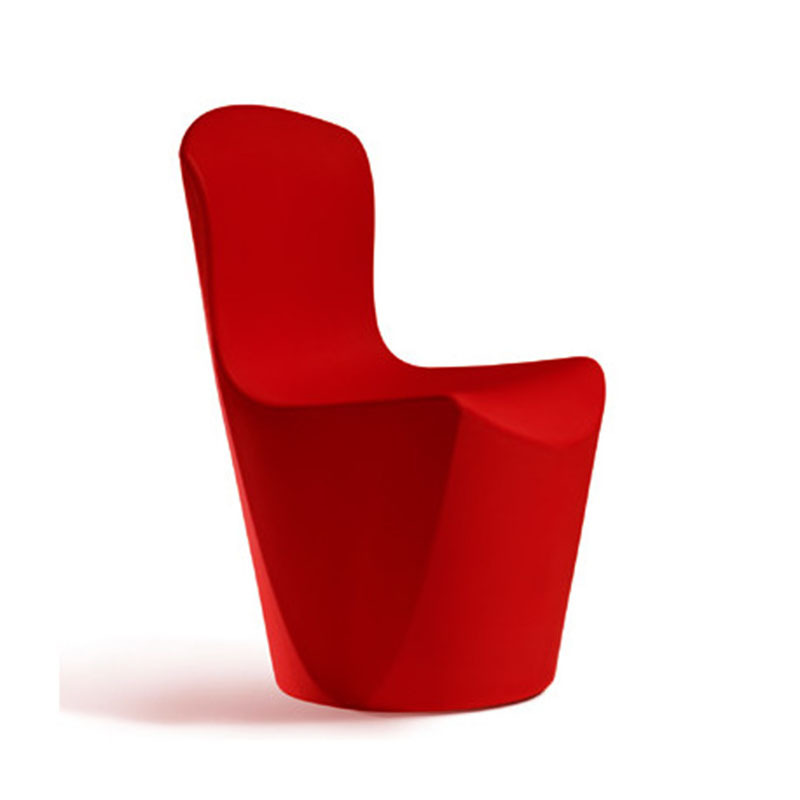 Chaise Zoe en polyéthylène par Guglielmo Berchicci x SLIDE Studio Chaise Zoe en polyéthylène par Guglielmo Berchicci x SLIDE Studio