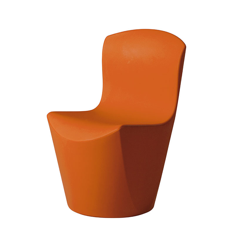 Chaise Zoe en polyéthylène par Guglielmo Berchicci x SLIDE Studio Chaise Zoe en polyéthylène par Guglielmo Berchicci x SLIDE Studio