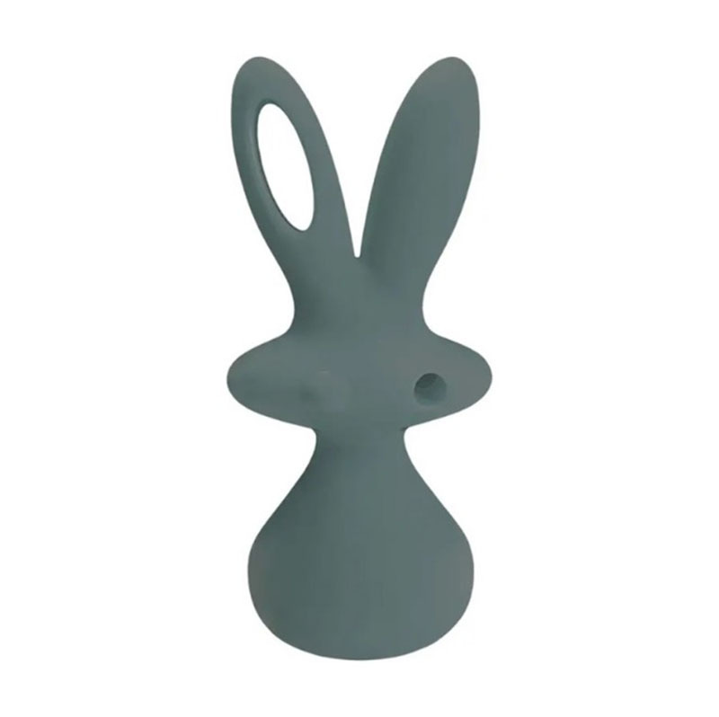 Sculpture Cosmo Bunny en polyéthylène par Aki Kuroda x SLIDE Studio Sculpture Cosmo Bunny en polyéthylène par Aki Kuroda x SLIDE Studio