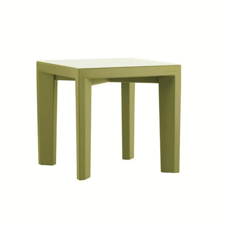 Table Gino en polyéthylène par Giò Colonna Romano x SLIDE Studio Table Gino en polyéthylène par Giò Colonna Romano x SLIDE Studio