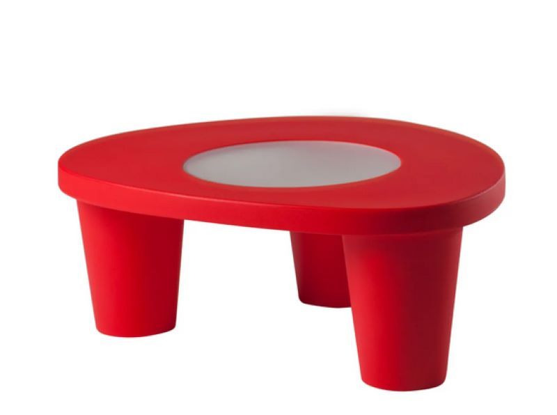 Table basse Low Lita en polyéthylène par Paola Navone x SLIDE Studio Table basse Low Lita en polyéthylène par Paola Navone x SLIDE Studio