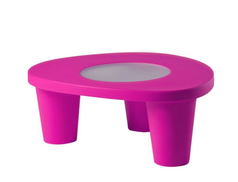 Table basse Low Lita en polyéthylène par Paola Navone x SLIDE Studio Table basse Low Lita en polyéthylène par Paola Navone x SLIDE Studio
