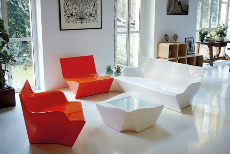 Table basse Kami Ni en polyéthylène par Marc Sadler x SLIDE Studio Table basse Kami Ni en polyéthylène par Marc Sadler x SLIDE Studio