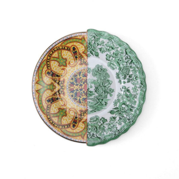 Assiette Hybride Sravasti en porcelaine par CTRLZACK