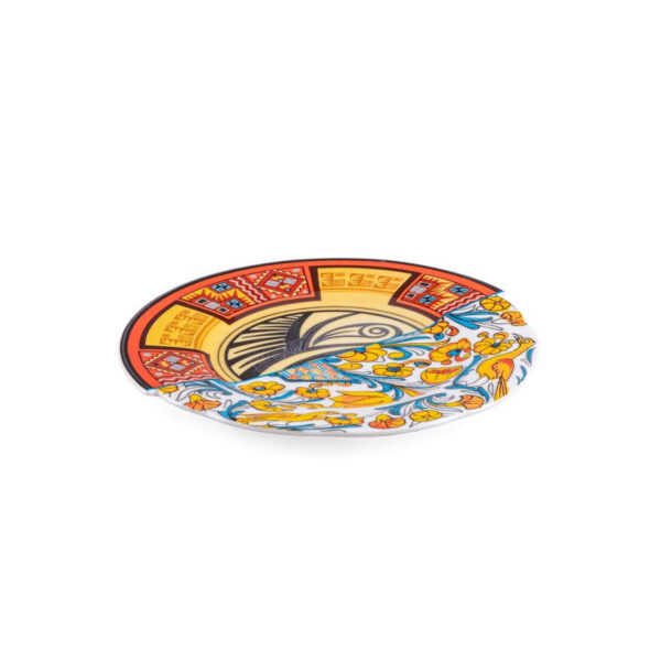 Assiette Hybride Huaricanga en porcelaine par CTRLZACK x Seletti