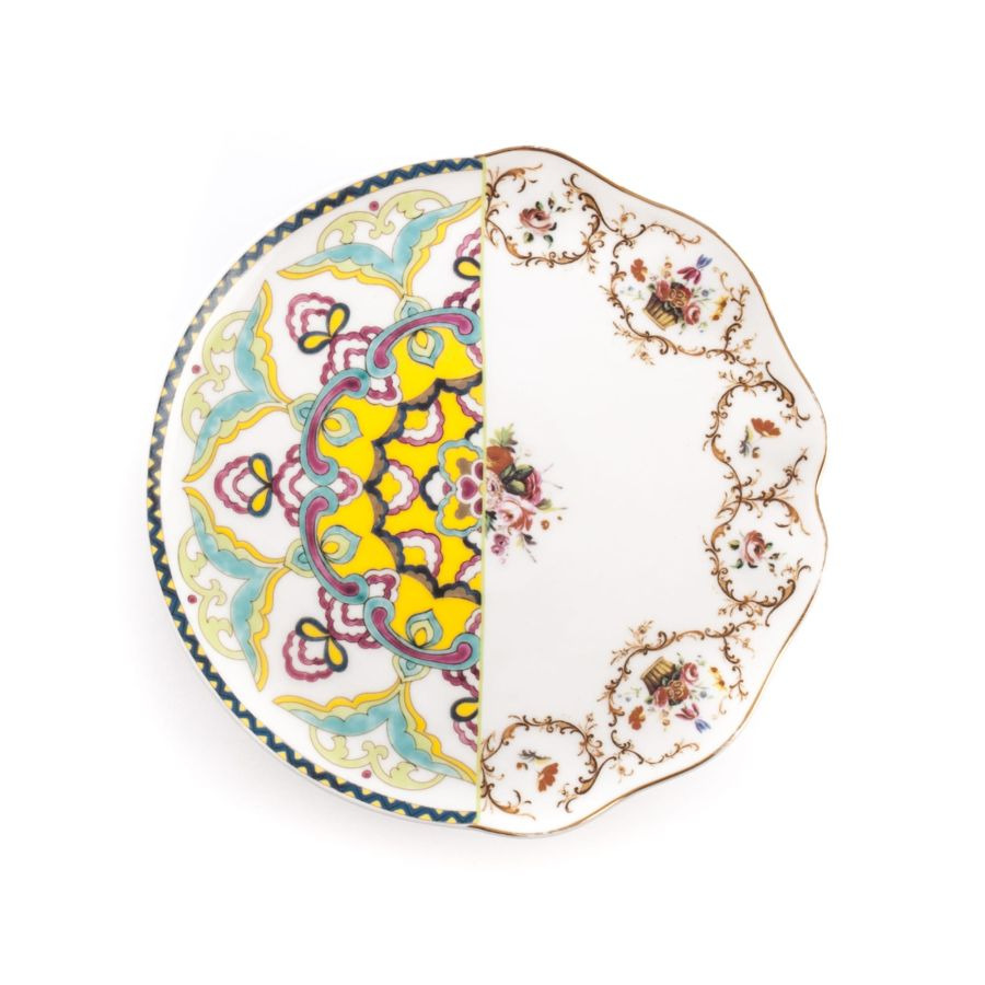 Présentoir à gâteau hybride Leandra en porcelaine par CTRLZACK 2