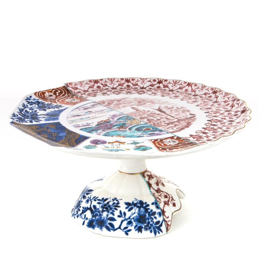 Présentoir à gâteau hybride Moriana en porcelaine par CTRLZACK x Seletti