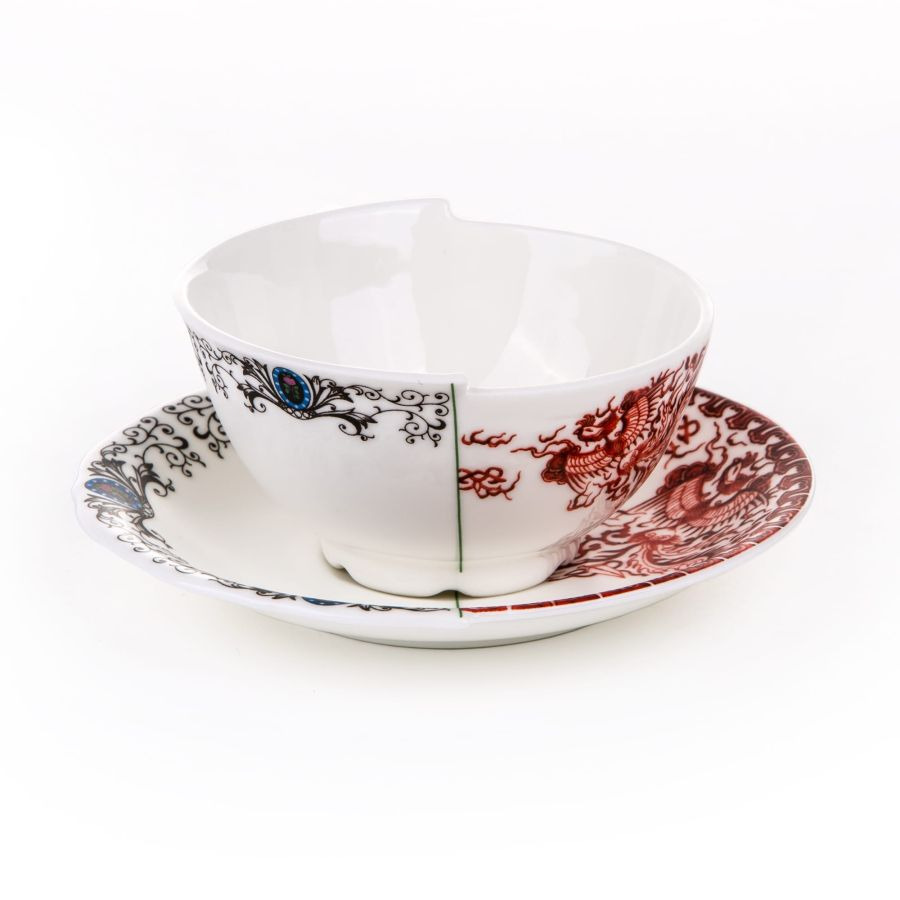 Tasse à thé hybride Zora en porcelaine par CTRLZACK x Seletti