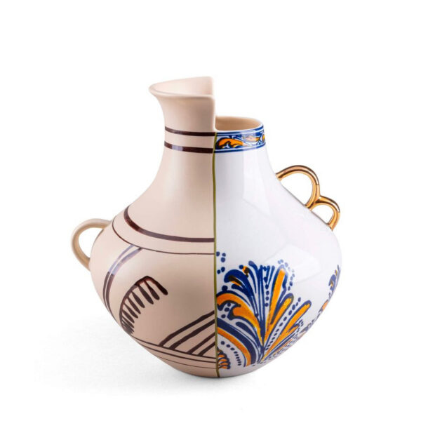 Vase hybride Nazka en porcelaine par CTRLZACK x Seletti